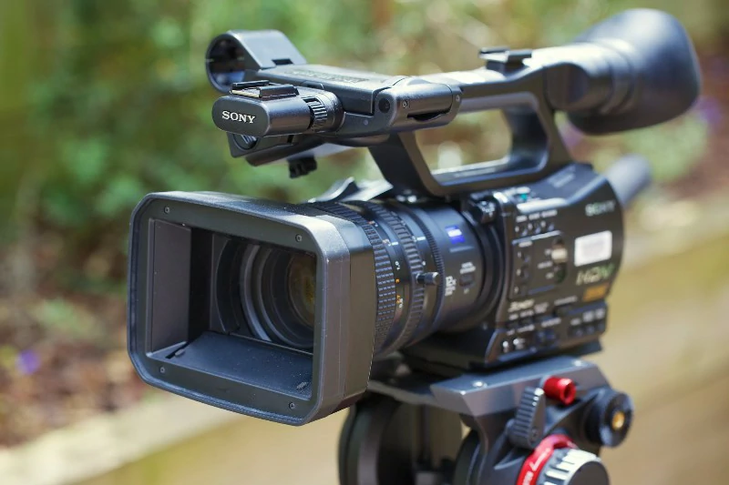Hiru ADs & Events | Video Covering, Recording & Editing Team Sri Lanka Colombo | Call : 071 372 78 55